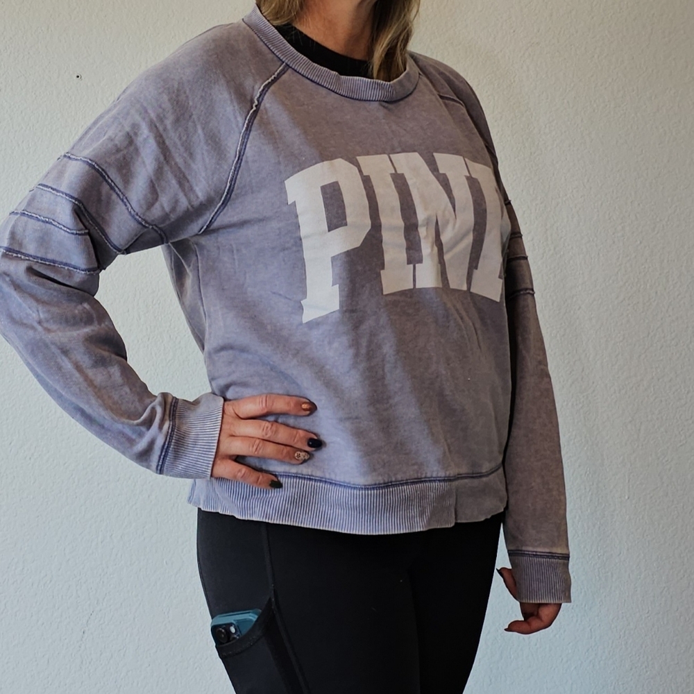 Super Cute Women's Victoria's Secret PINK Purple Crewneck Sweatshirt Large VS.